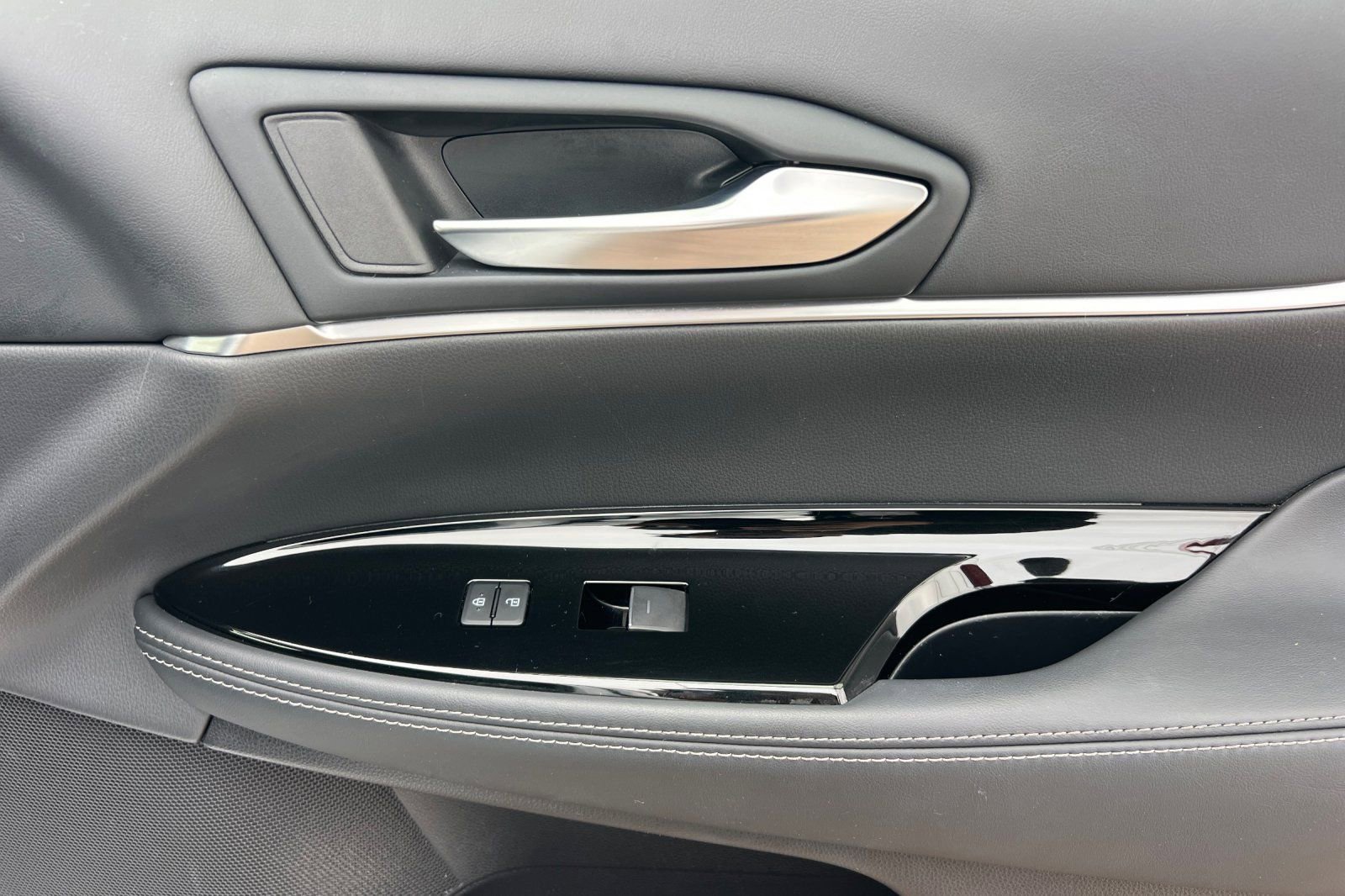 Certified 2021 Toyota Mirai XLE w/ Advanced Technology Package image 21