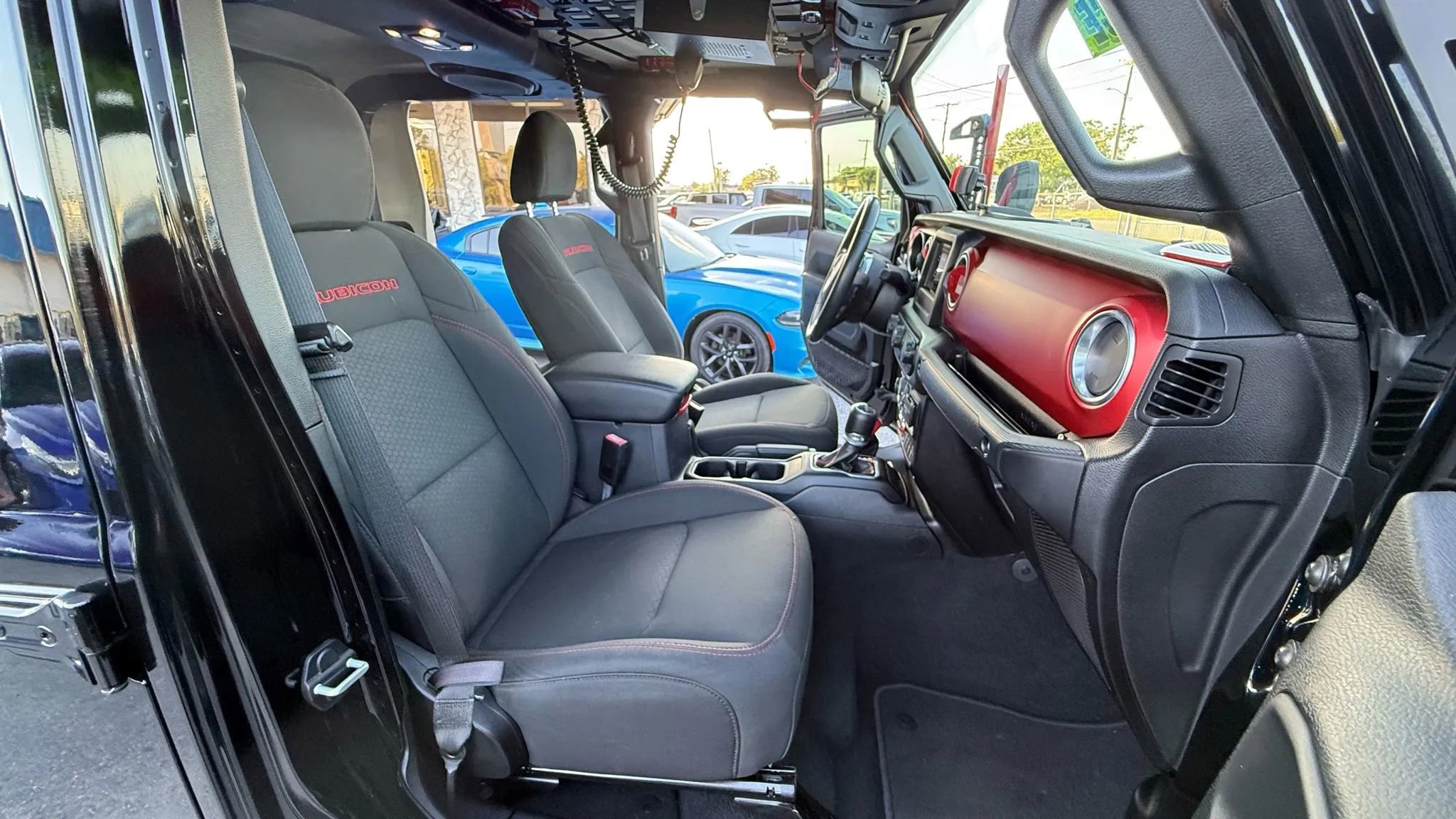 Used 2020 Jeep Gladiator Rubicon w/ Trailer Tow Package image 40