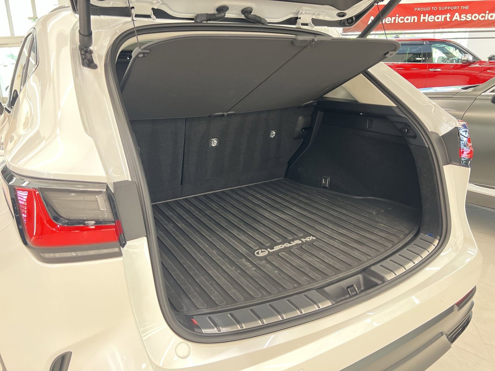 Used 2024 Lexus NX 350h AWD image 22
