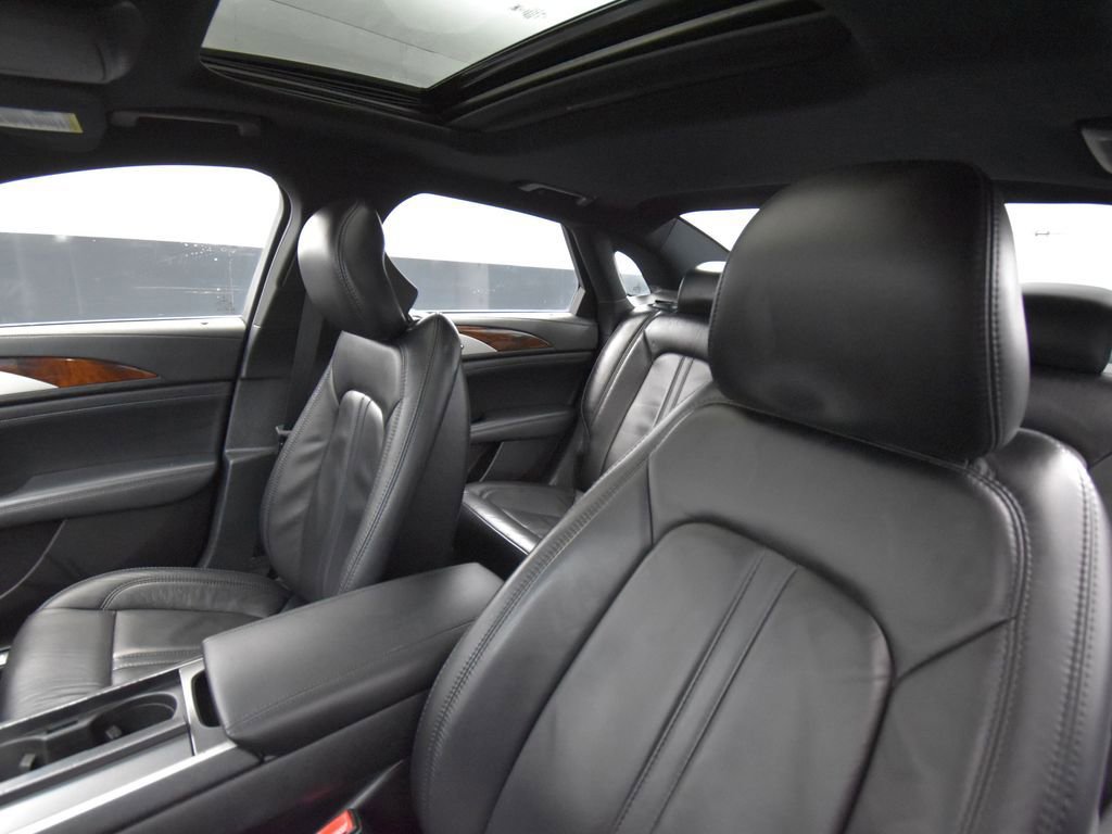 Used 2017 Lincoln MKZ Select image 14