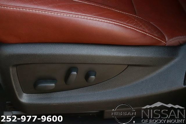 Used 2020 Chevrolet Suburban Premier w/ Premier Plus Edition image 24