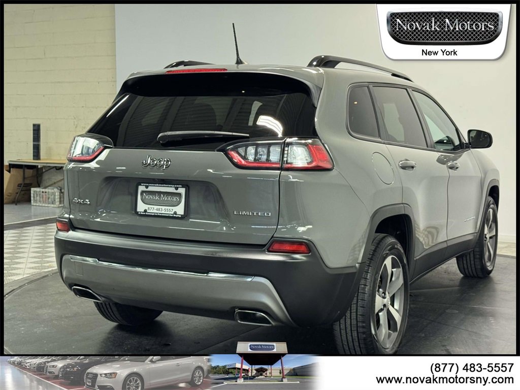 Used 2022 Jeep Cherokee Limited image 9