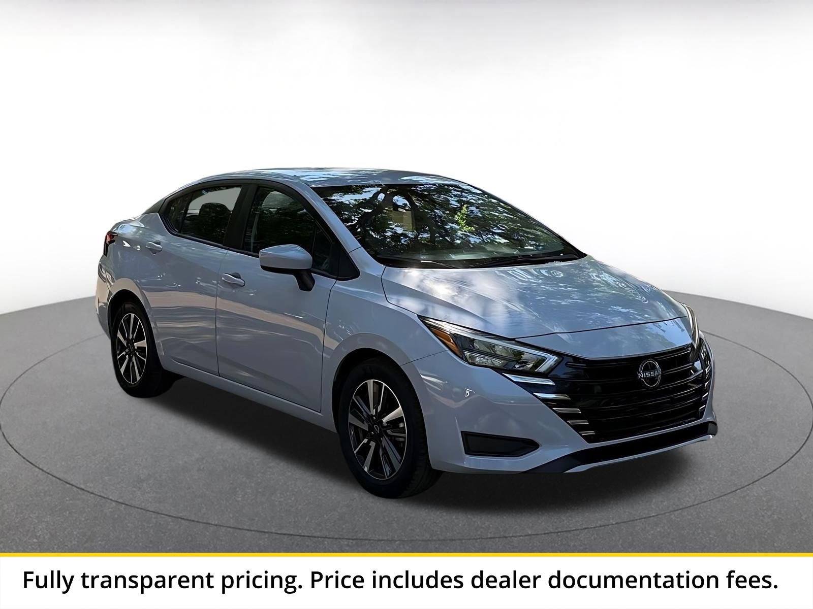 Used 2025 Nissan Versa SV FWD image 1