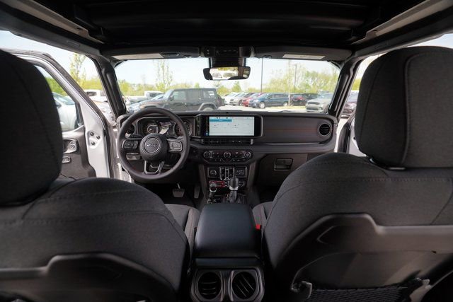 New 2024 Jeep Wrangler Unlimited Rubicon w/ Capability Package image 23