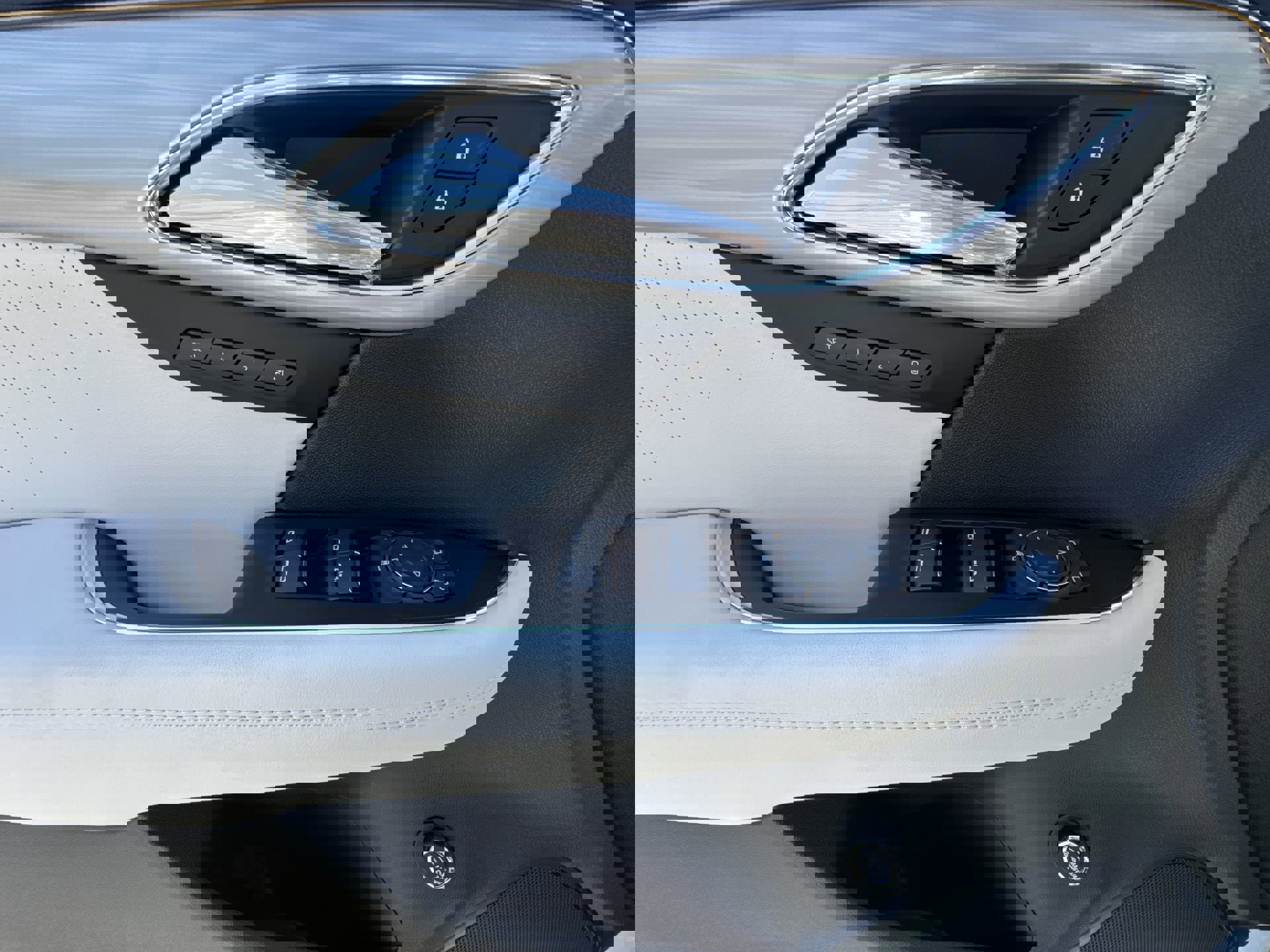 New 2026 Buick Envision Avenir image 15