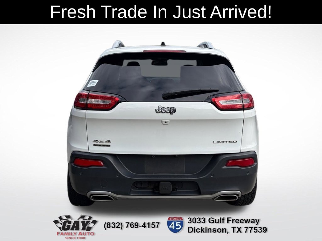 Used 2016 Jeep Cherokee Limited w/ Luxury Group AWD/4WD image 8