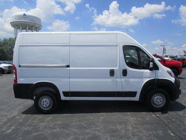 New 2024 RAM ProMaster 1500 w/ Convenience Group image 7