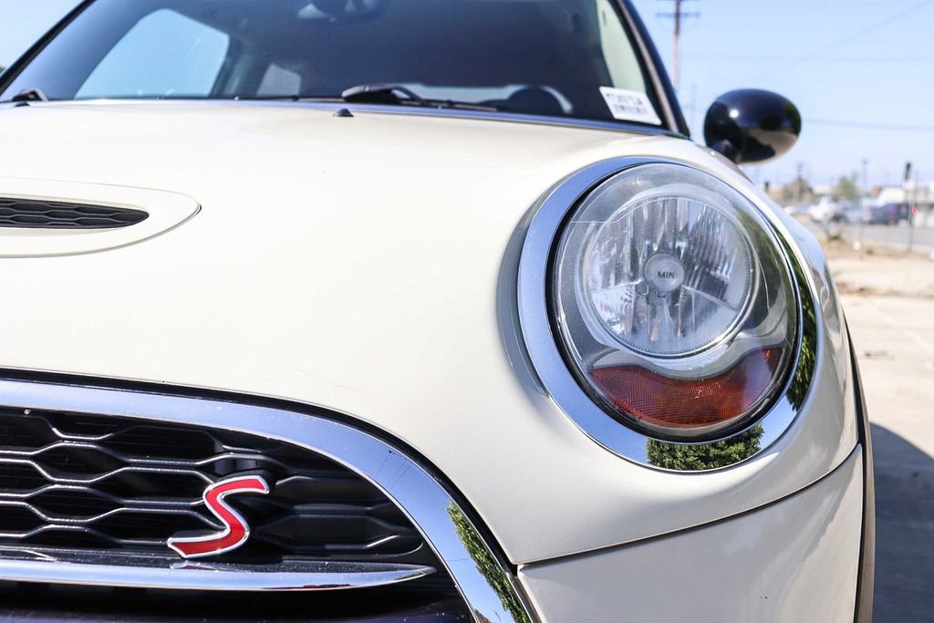 Used 2016 MINI Cooper S FWD image 9