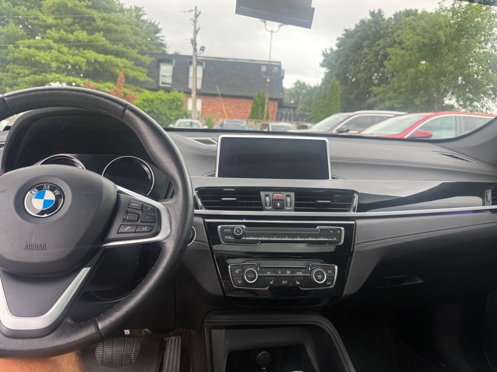 Used 2020 BMW X1 xDrive28i AWD/4WD image 8