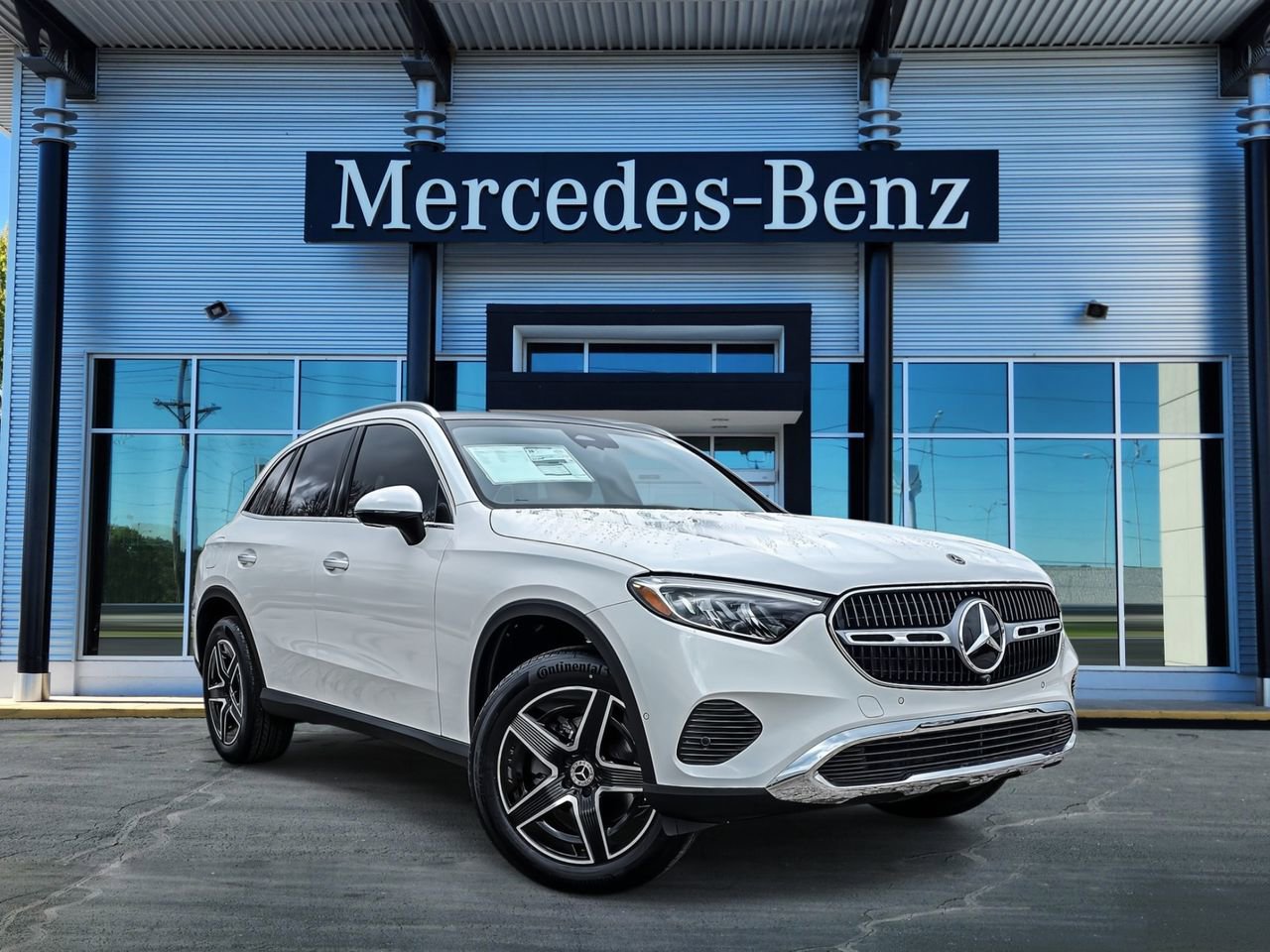 New 2026 Mercedes-Benz GLC 300 4MATIC image 1