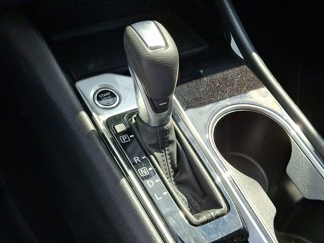 Used 2024 Nissan Altima 2.5 SV image 17