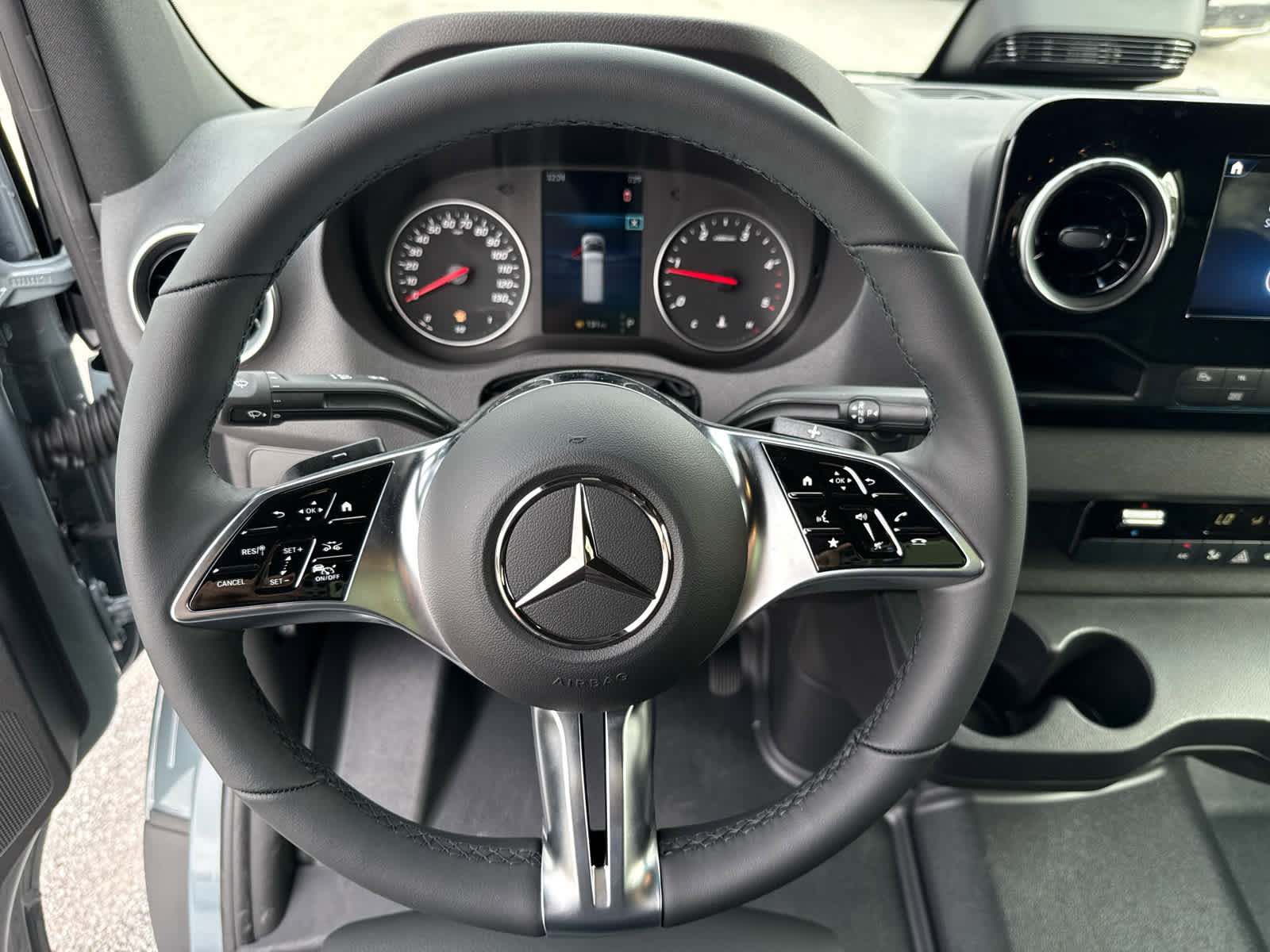 New 2026 Mercedes-Benz Sprinter 2500 image 12