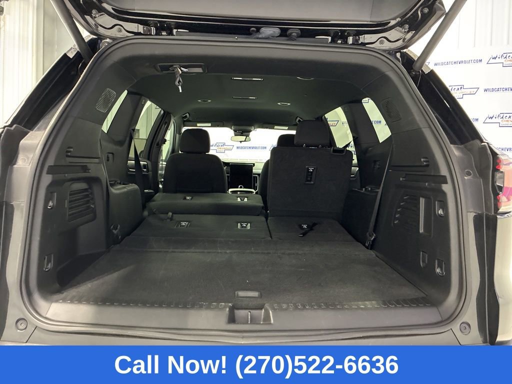 Used 2025 GMC Acadia Elevation image 36