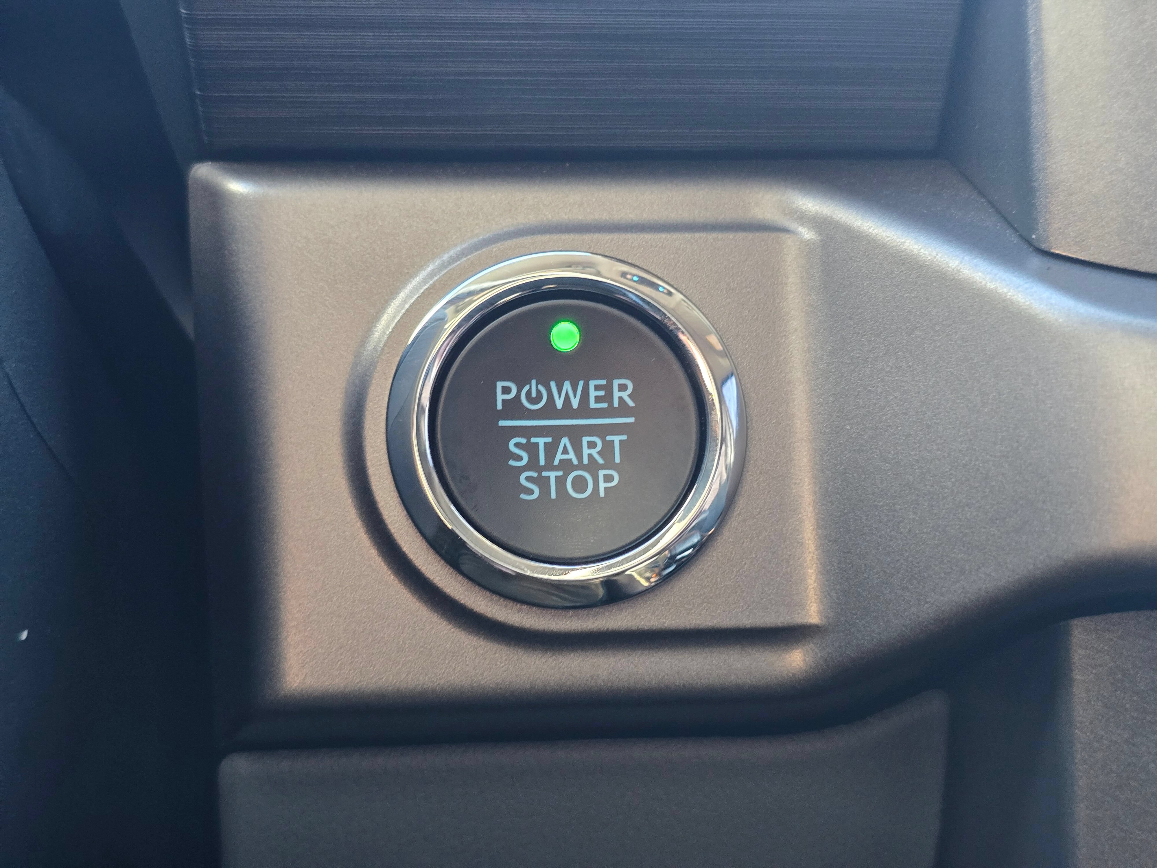 Certified 2025 Ford F150 Lightning XLT AWD/4WD image 33