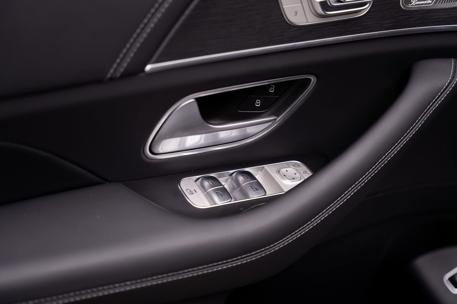 Used 2024 Mercedes-Benz GLS 63 AMG 4MATIC image 63