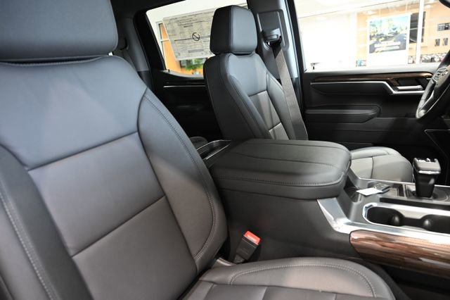 New 2026 Chevrolet Silverado 1500 RST w/ RST All Star Premium Package AWD/4WD image 11