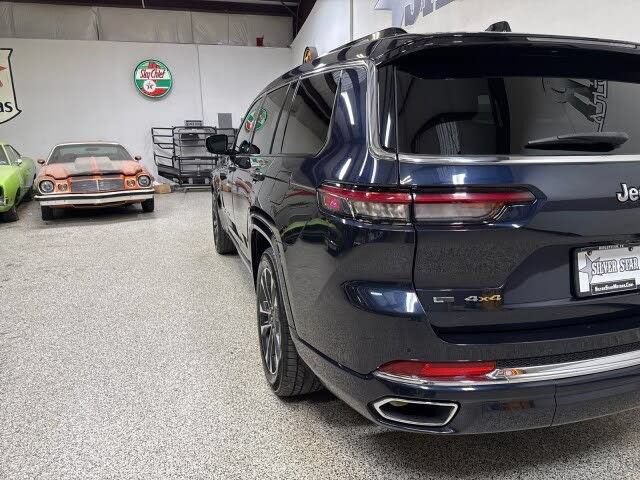 Used 2023 Jeep Grand Cherokee L Overland AWD/4WD image 9