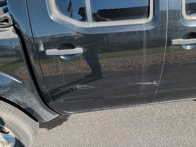 Used 2012 Nissan Frontier SV AWD/4WD image 20