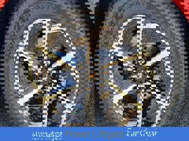 New 2025 Chevrolet Equinox EV LT image 12