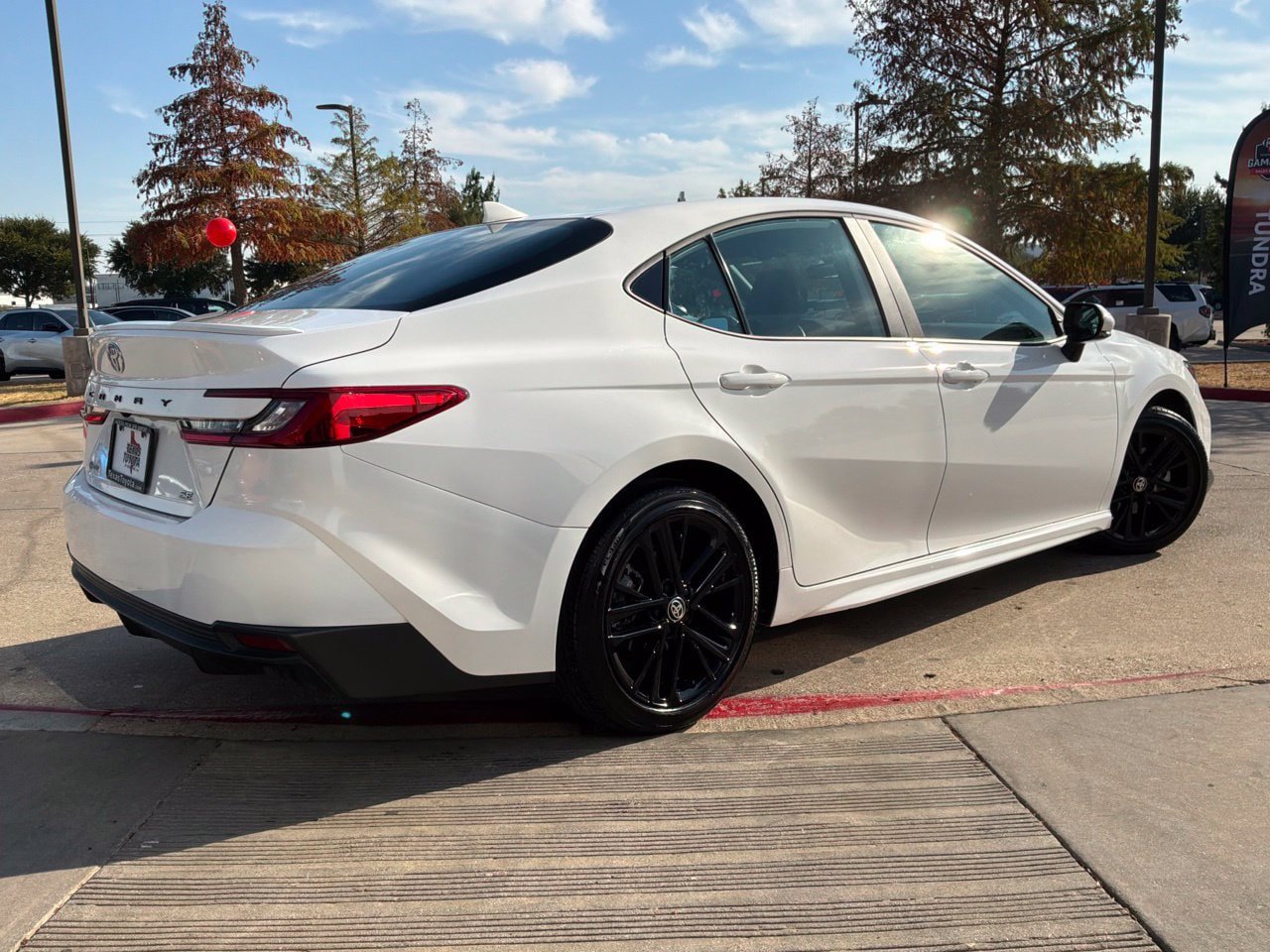 Used 2026 Toyota Camry SE FWD image 6