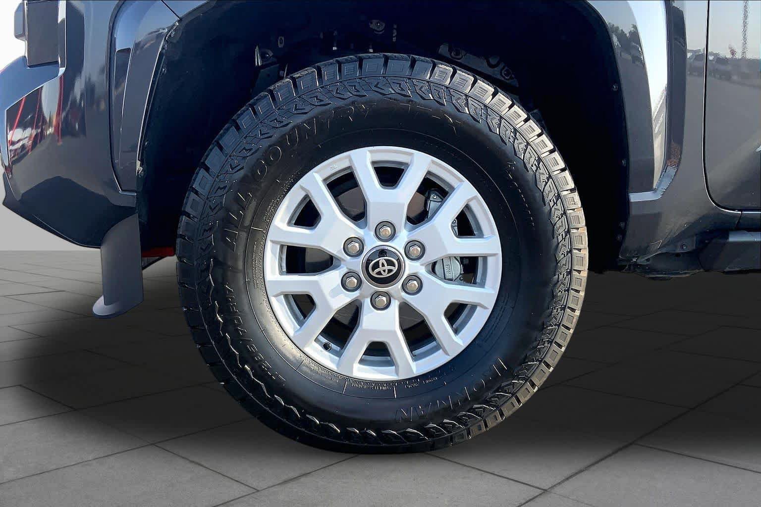 Used 2025 Toyota Tacoma SR5 RWD image 11