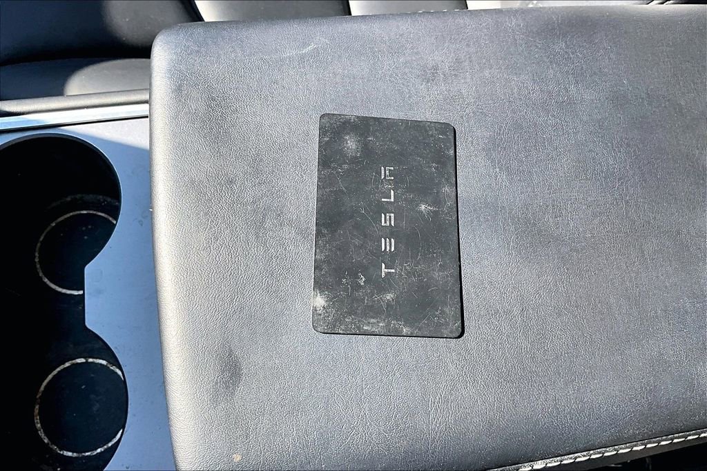 Used 2021 Tesla Model 3 Performance image 31