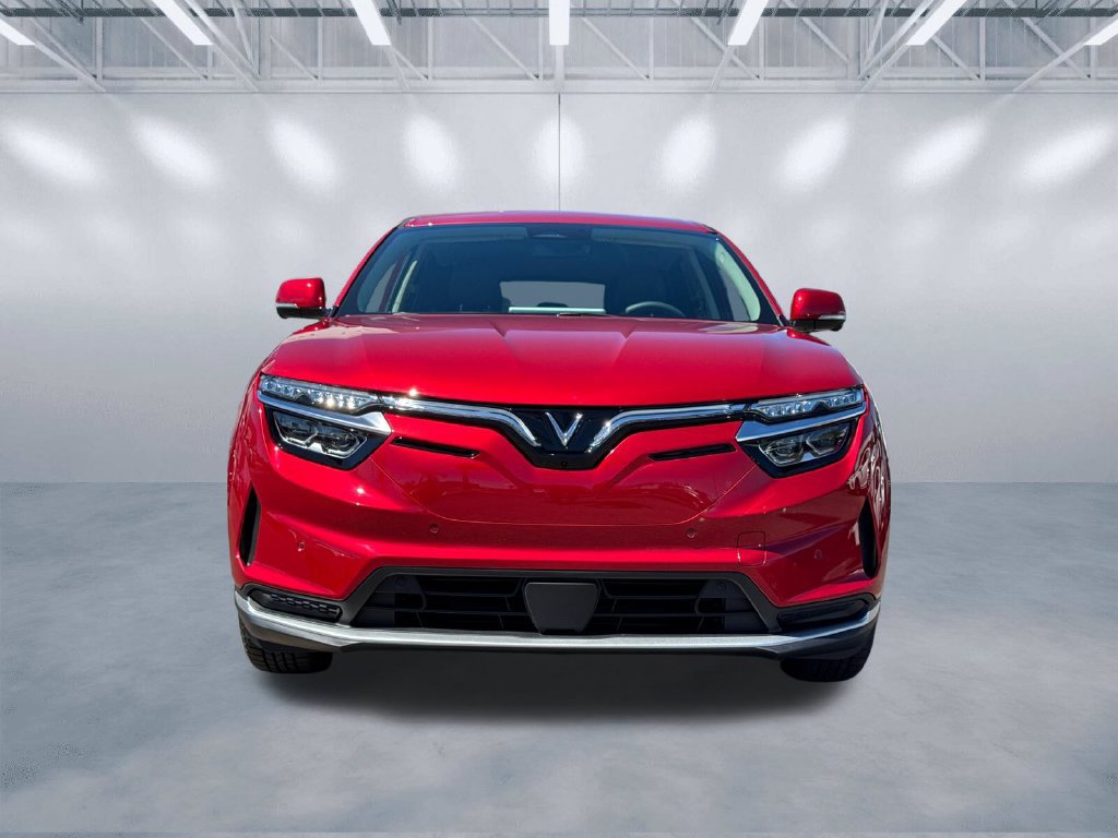 New 2027 VinFast VF 8 Eco AWD/4WD image 2