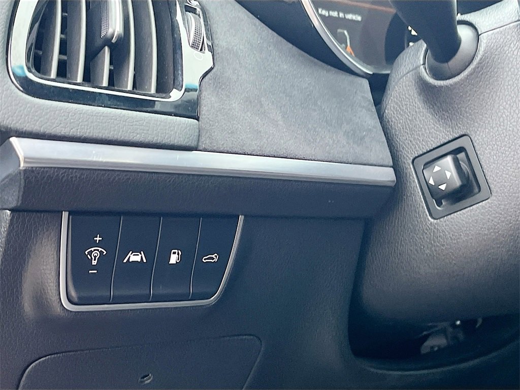 Used 2023 Kia Stinger GT2 image 10