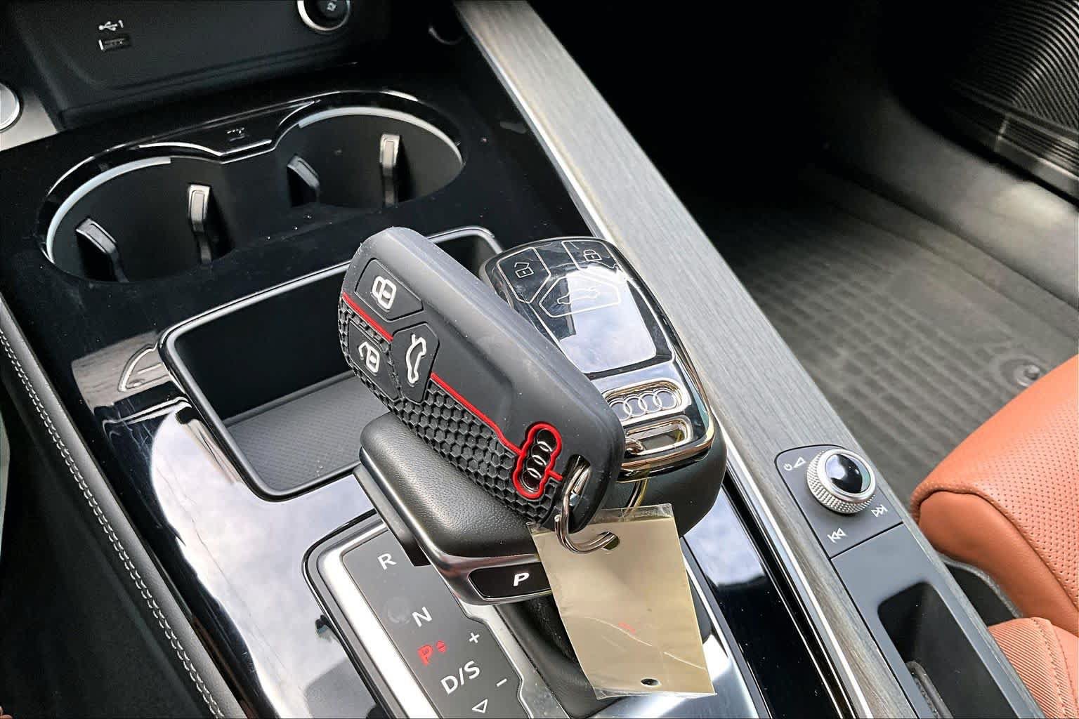 Used 2024 Audi A5 2.0T Premium Plus w/ Premium Plus AWD/4WD image 15