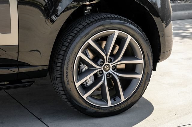 New 2027 Land Rover Range Rover Long Wheelbase SE AWD/4WD image 64