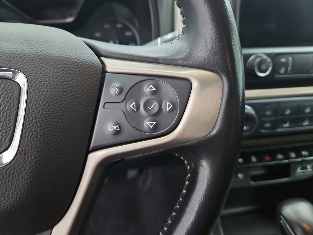 Used 2022 GMC Canyon Denali image 32