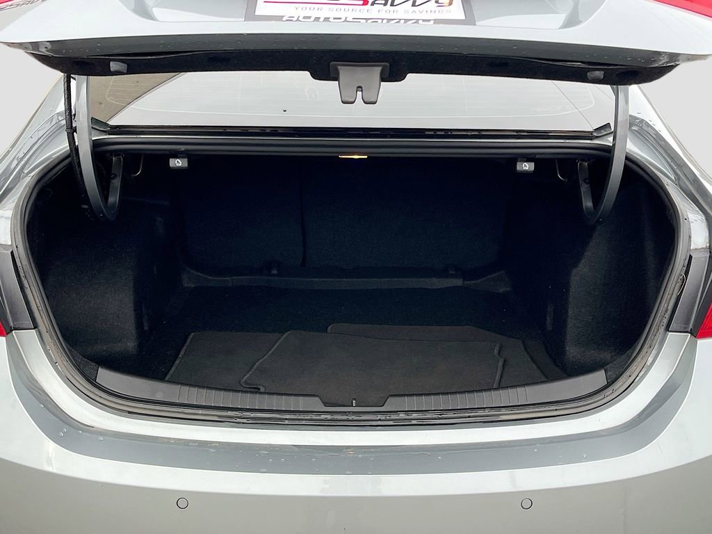 Used 2024 Chevrolet Malibu RS image 23