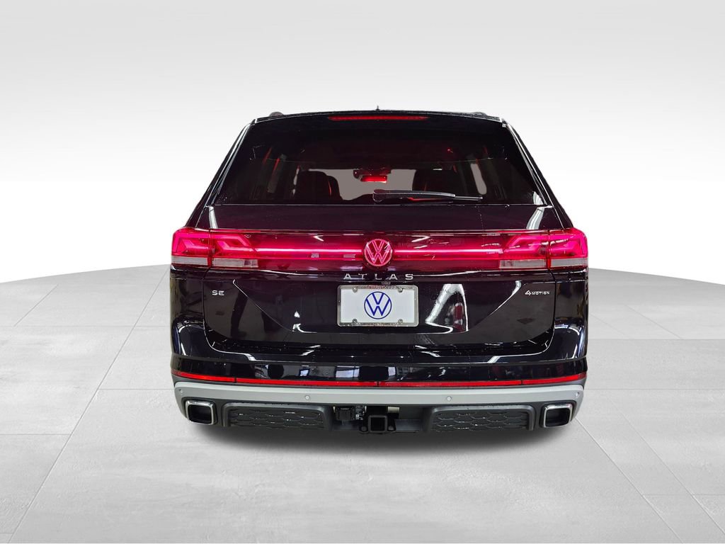 New 2026 Volkswagen Atlas Peak Edition image 5