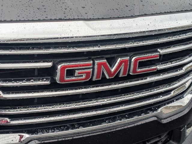 Used 2024 GMC Terrain SLT image 11