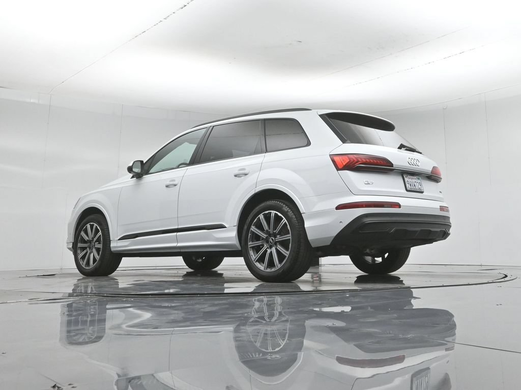 Used 2022 Audi Q7 2.0T Premium Plus w/ Premium Plus Package AWD/4WD image 4