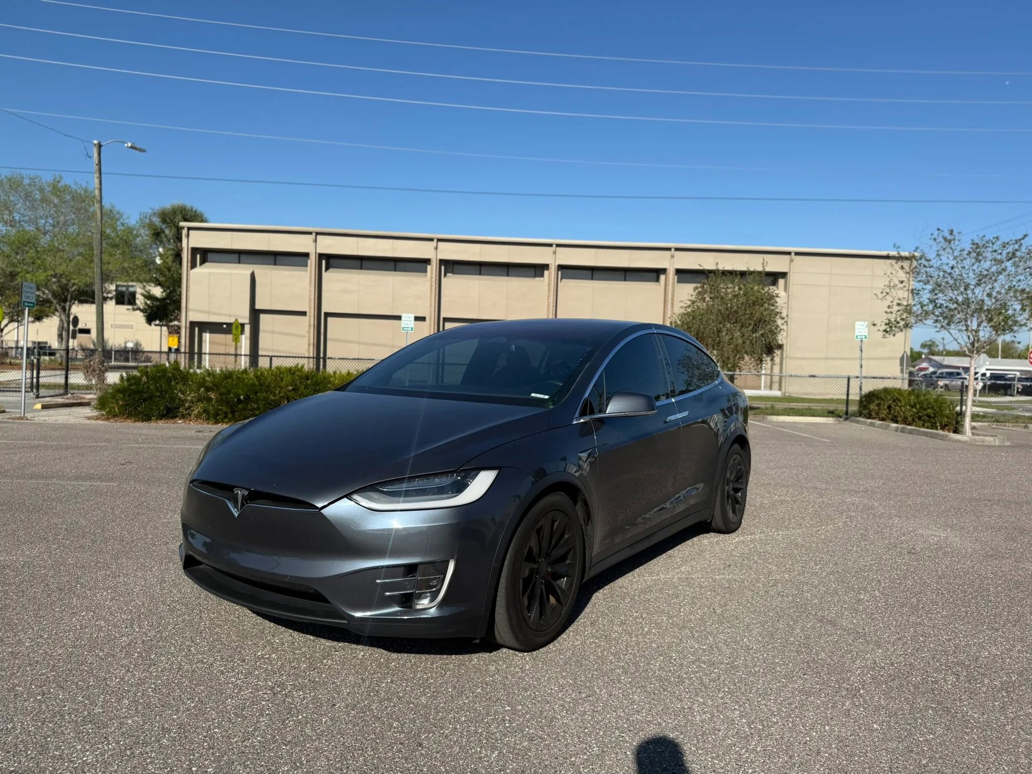 Used 2020 Tesla Model X Long Range image 5