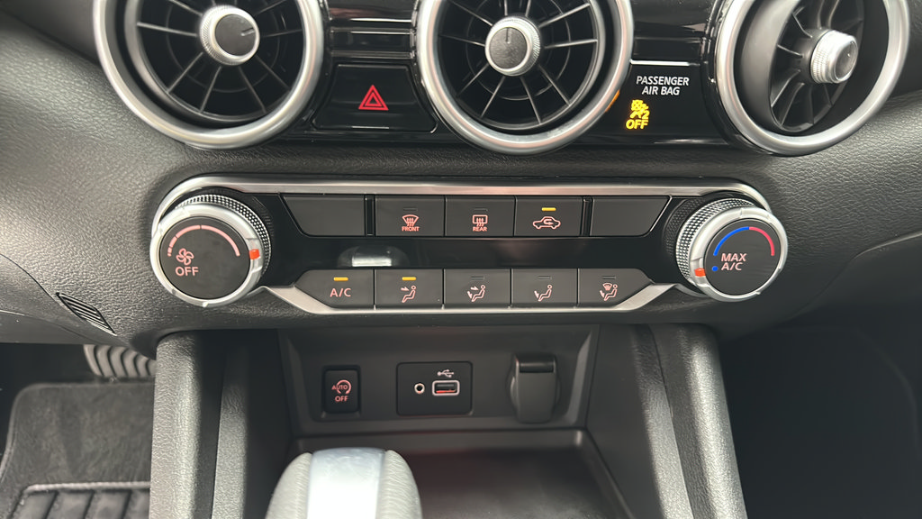 Used 2024 Nissan Sentra S FWD image 17