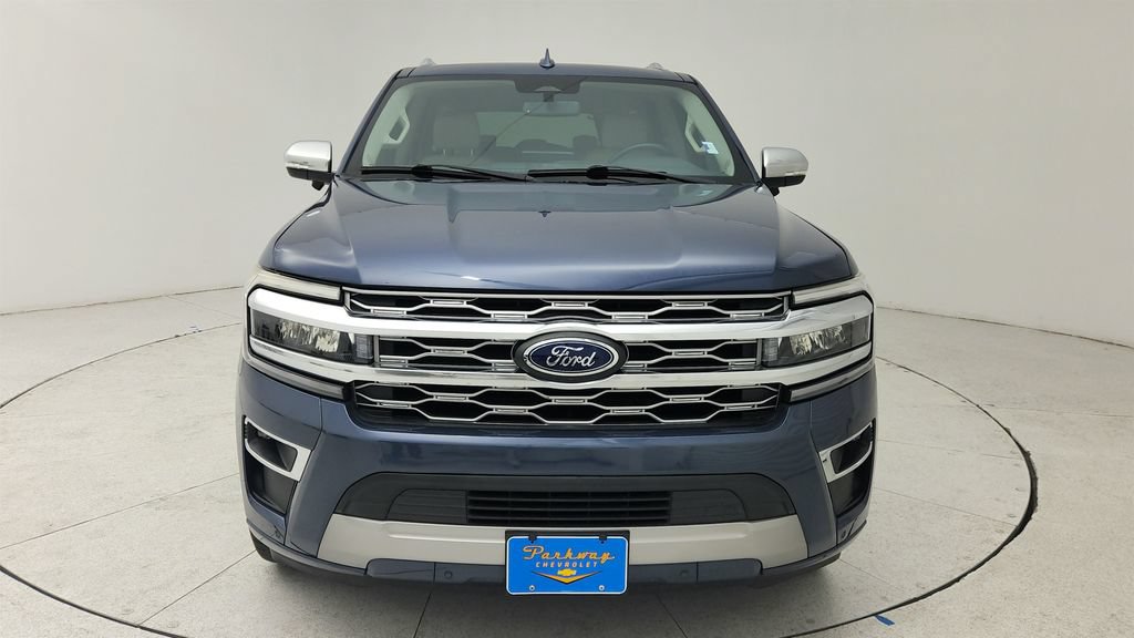Used 2022 Ford Expedition Max Platinum RWD image 2