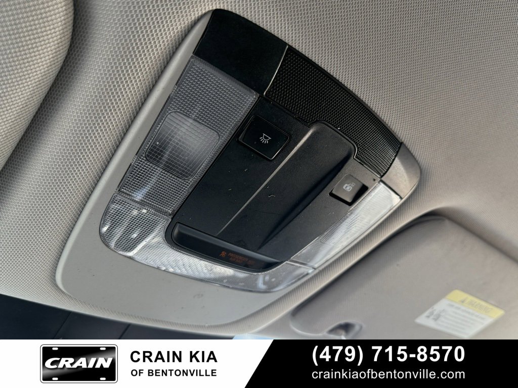 Used 2023 Kia Sorento LX image 21