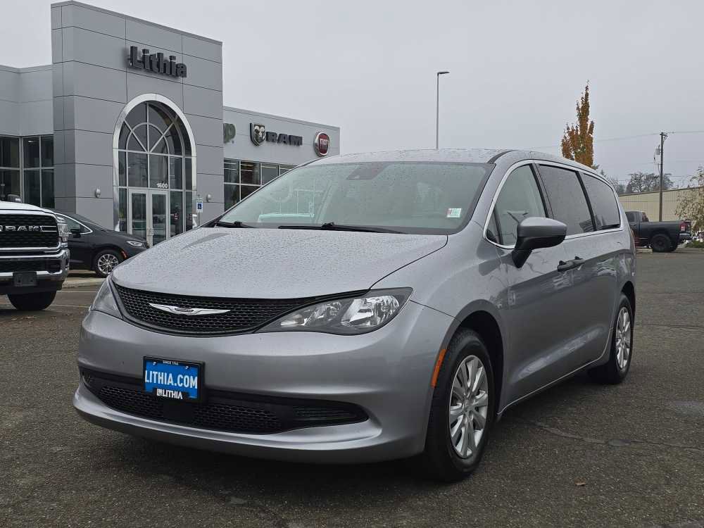 Used 2021 Chrysler Voyager L