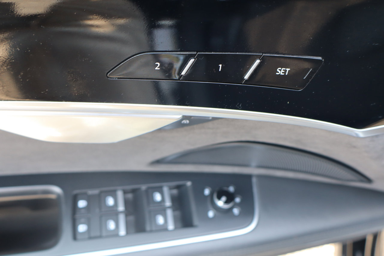 Used 2020 Audi A8 L 4.0T w/ Sport Plus Package image 12