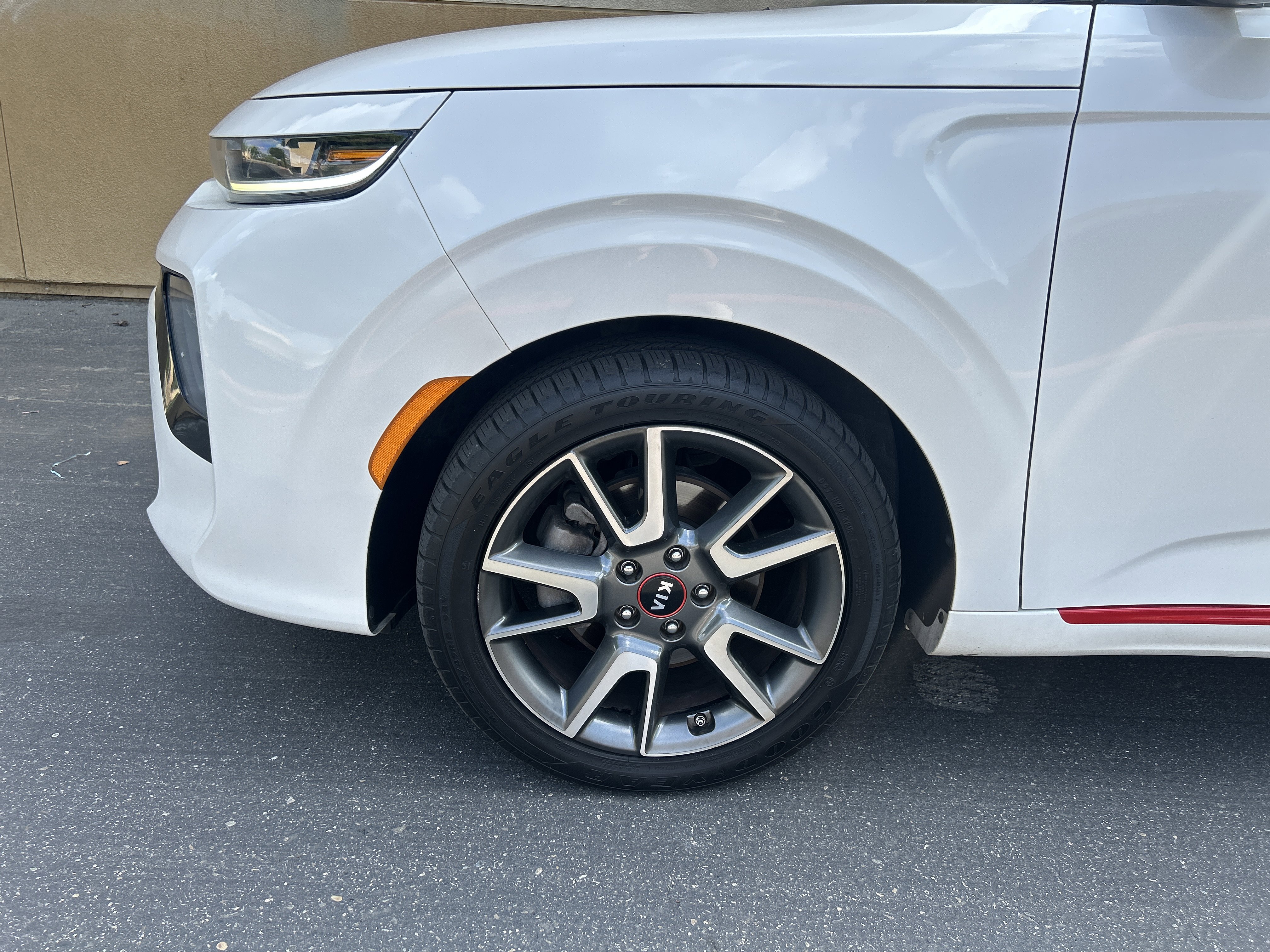 Used 2020 Kia Soul GT-Line Turbo FWD image 9