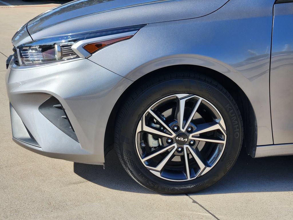 Certified 2024 Kia Forte LXS FWD image 17