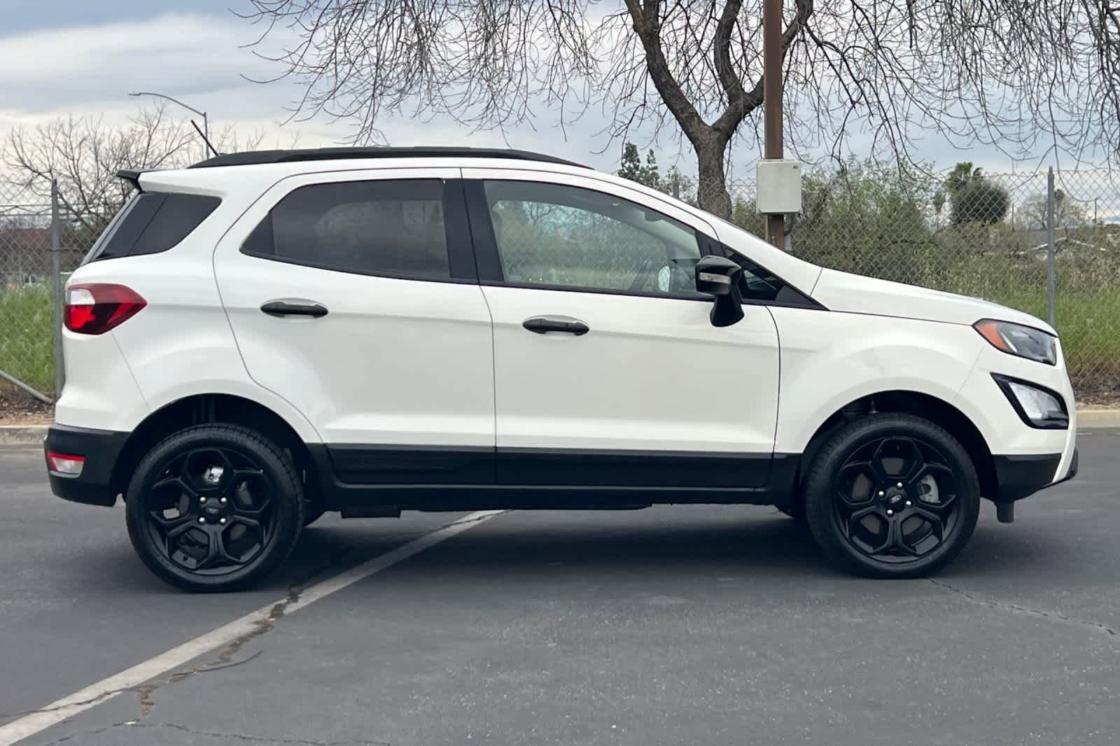 Used 2021 Ford EcoSport SES image 8