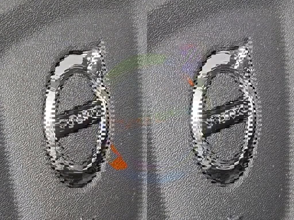 Certified 2023 Volvo XC40 B5 Plus w/ Climate Package AWD/4WD image 35