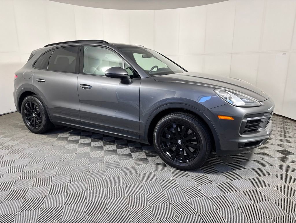 Used 2023 Porsche Cayenne AWD/4WD image 7