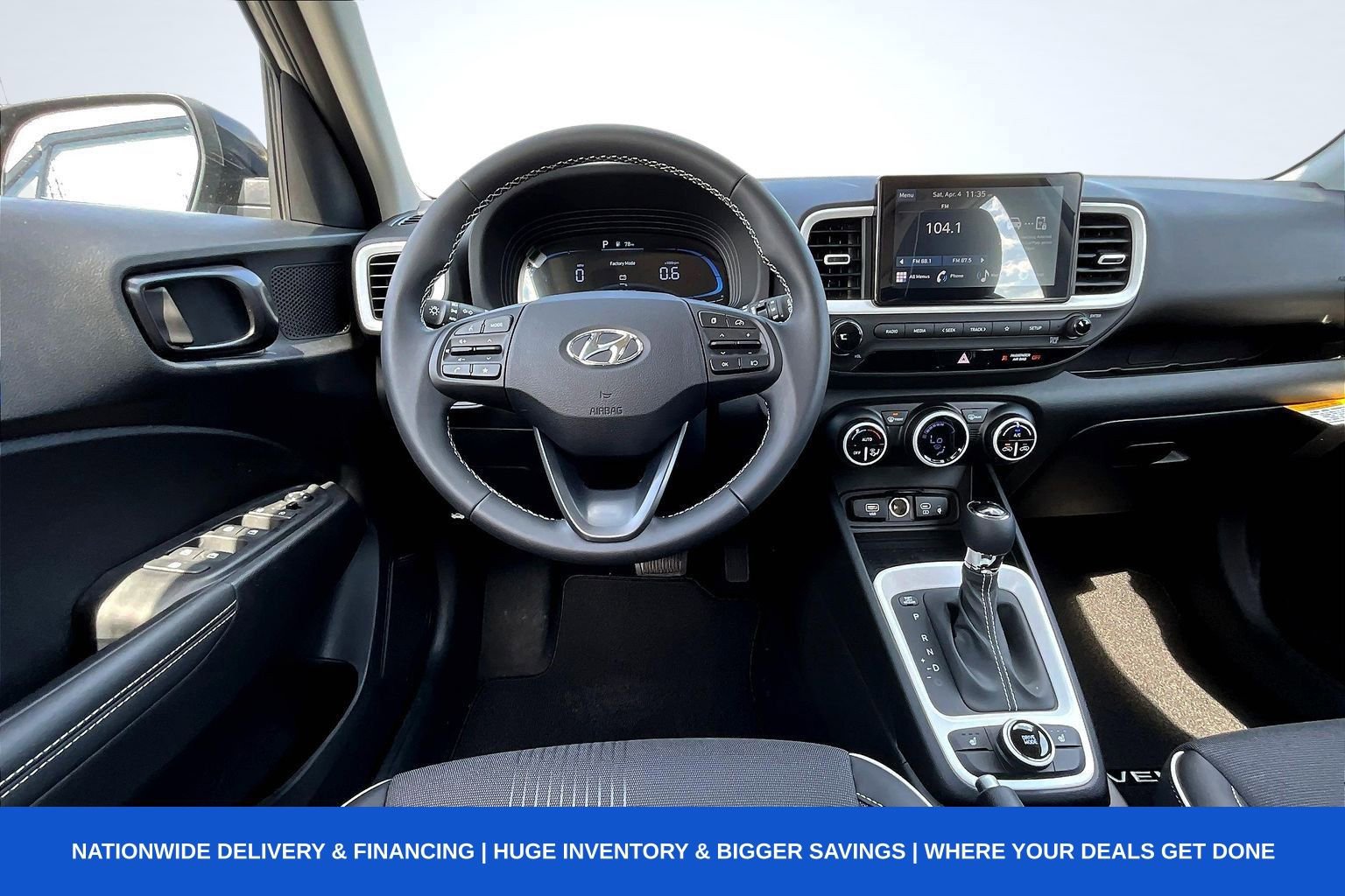 Used 2026 Hyundai Venue SEL image 11