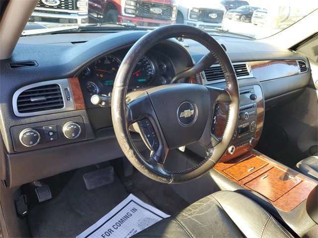 Used 2007 Chevrolet Suburban LTZ w/ LTZ Preferred Equipment Group image 10