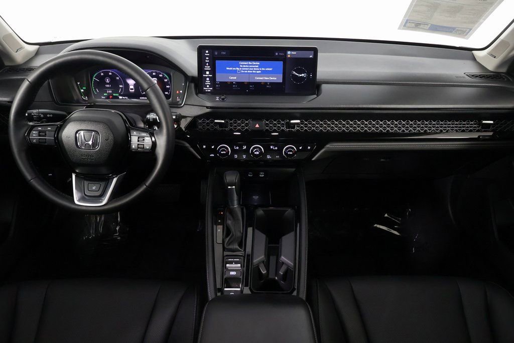 Used 2025 Honda Accord Touring image 8