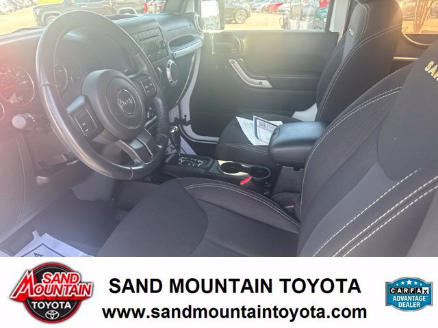 Used 2015 Jeep Wrangler Sahara AWD/4WD image 11